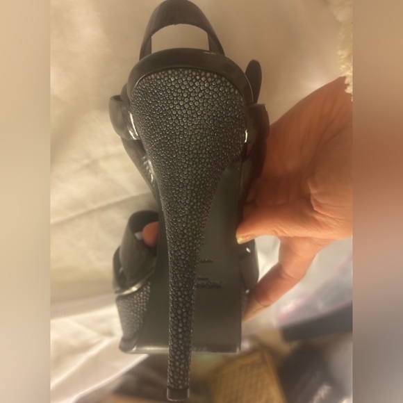 YSL Limited Edition Stingray Pebble Tribute Platform 👠 Sz 37 Excellent Condition - Picture 7 of 15